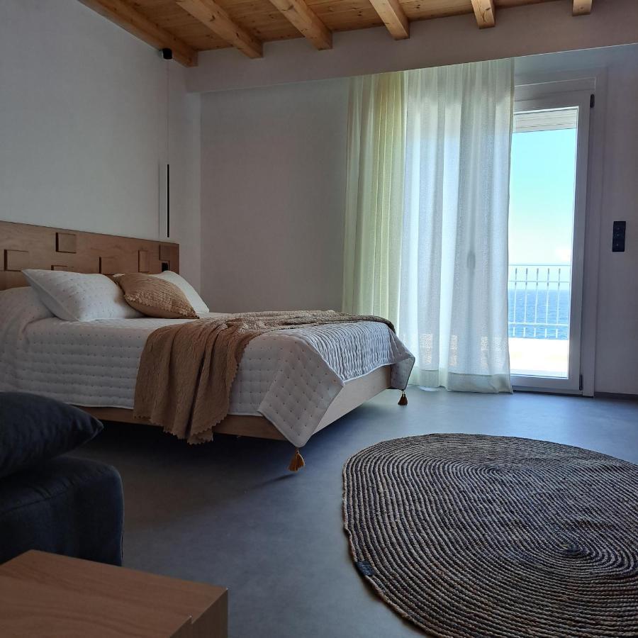 Nisaki Hotel & Elite Suites Ермополи Екстериор снимка