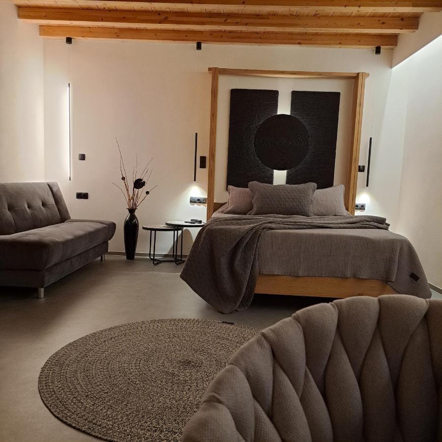 Nisaki Hotel & Elite Suites Ермополи Екстериор снимка