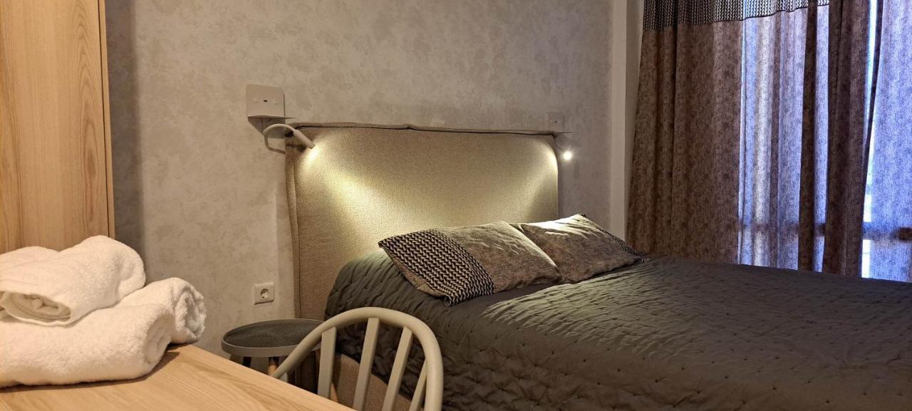 Nisaki Hotel & Elite Suites Ермополи Екстериор снимка