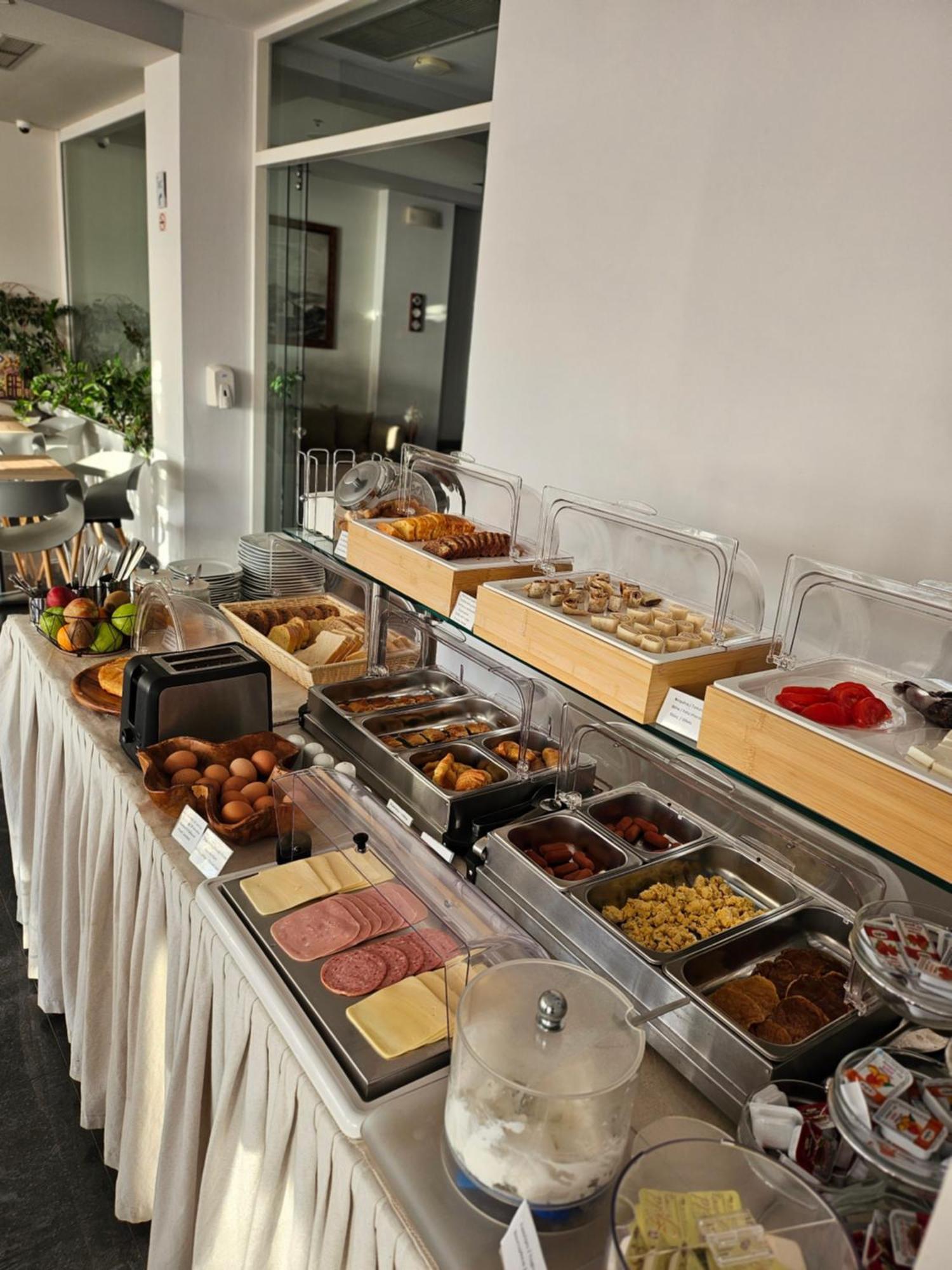 Nisaki Hotel & Elite Suites Ермополи Екстериор снимка