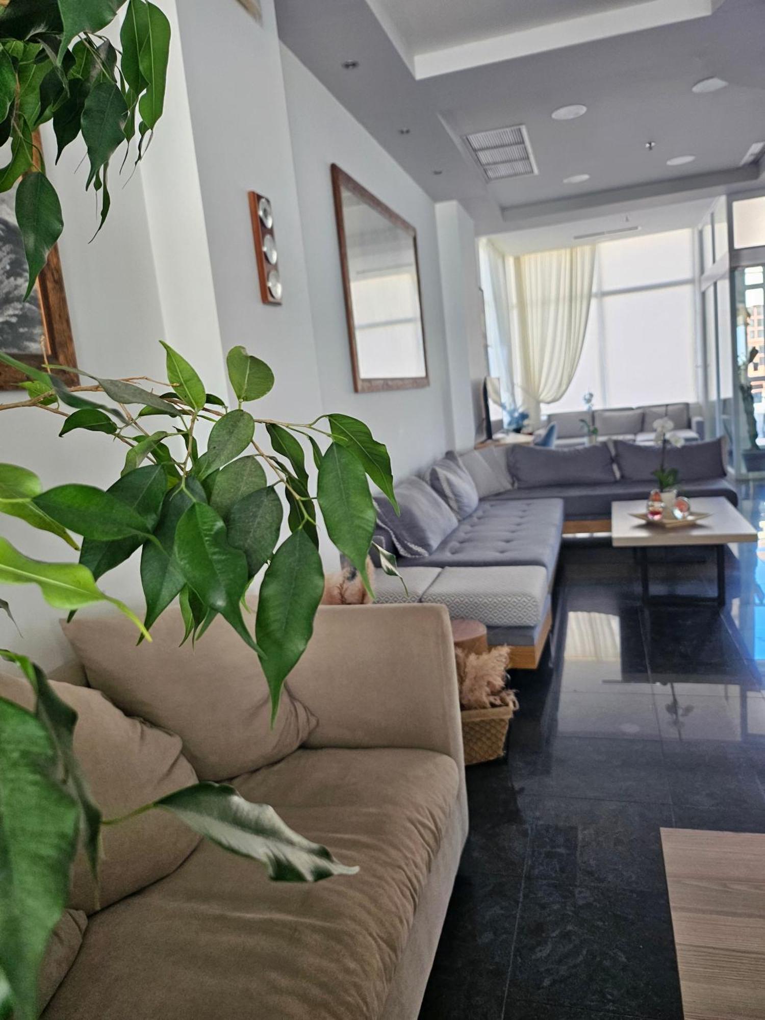 Nisaki Hotel & Elite Suites Ермополи Екстериор снимка
