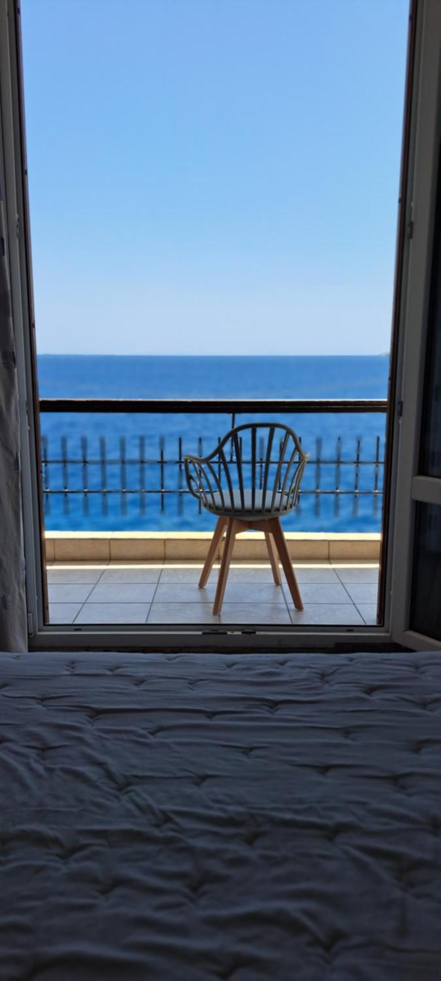 Nisaki Hotel & Elite Suites Ермополи Екстериор снимка